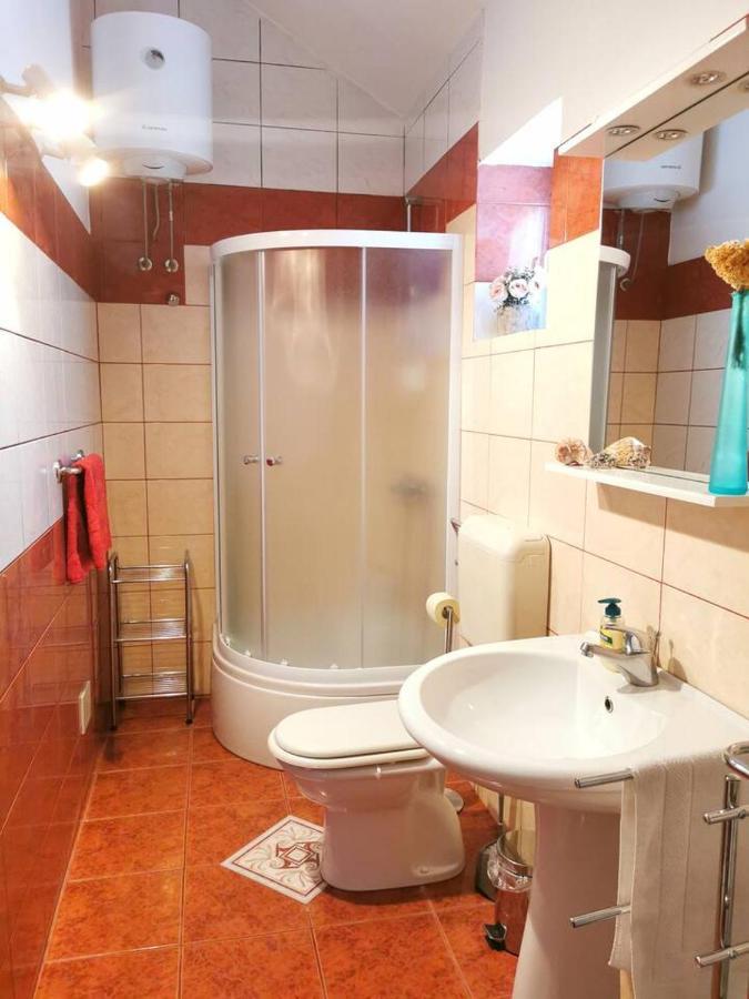 Apartment Biljana Bol Eksteriør billede